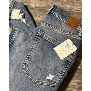 We The Free NWT Phoenix High Rise ButtonFly Skinny Distressed Jean SZ 28 (26x28)